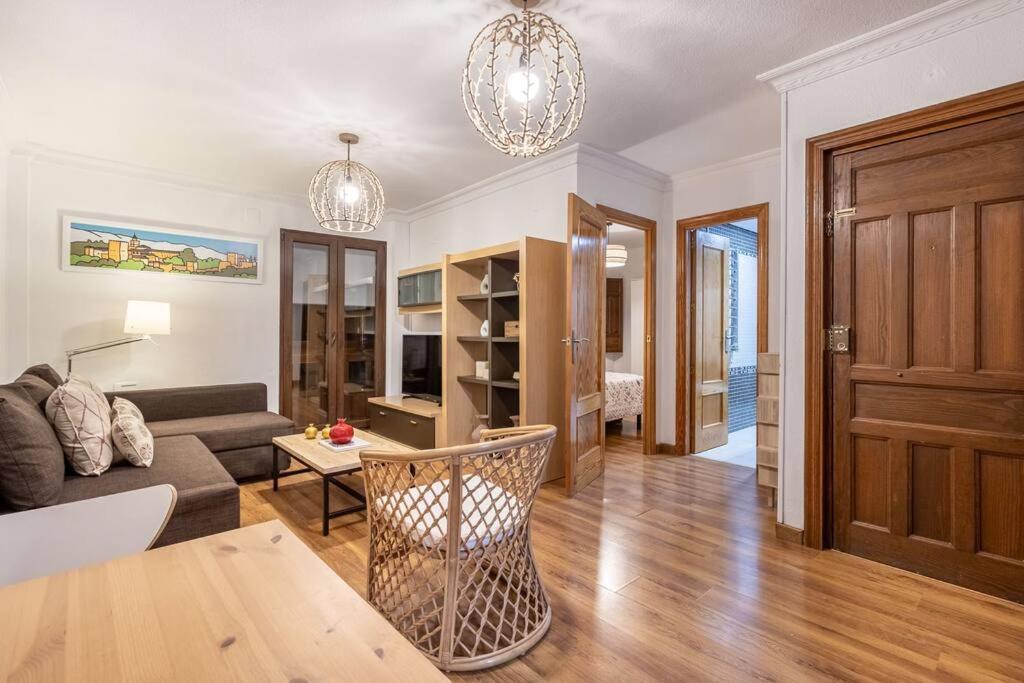 Apartamento Con Terraza A 4 Minutos De La Catedral 그라나다 외부 사진