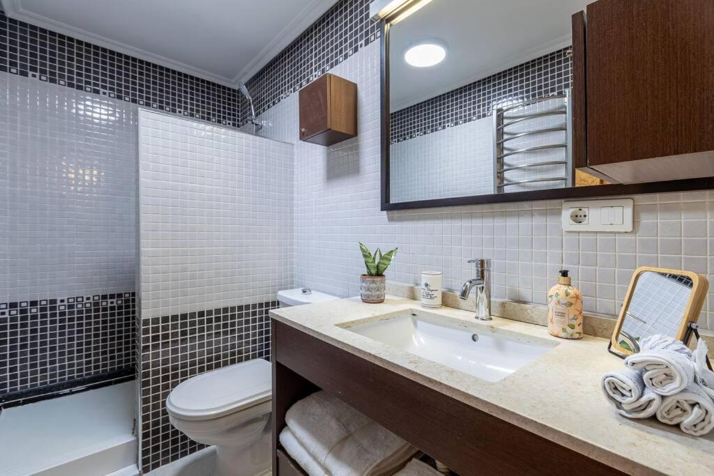 Apartamento Con Terraza A 4 Minutos De La Catedral 그라나다 외부 사진